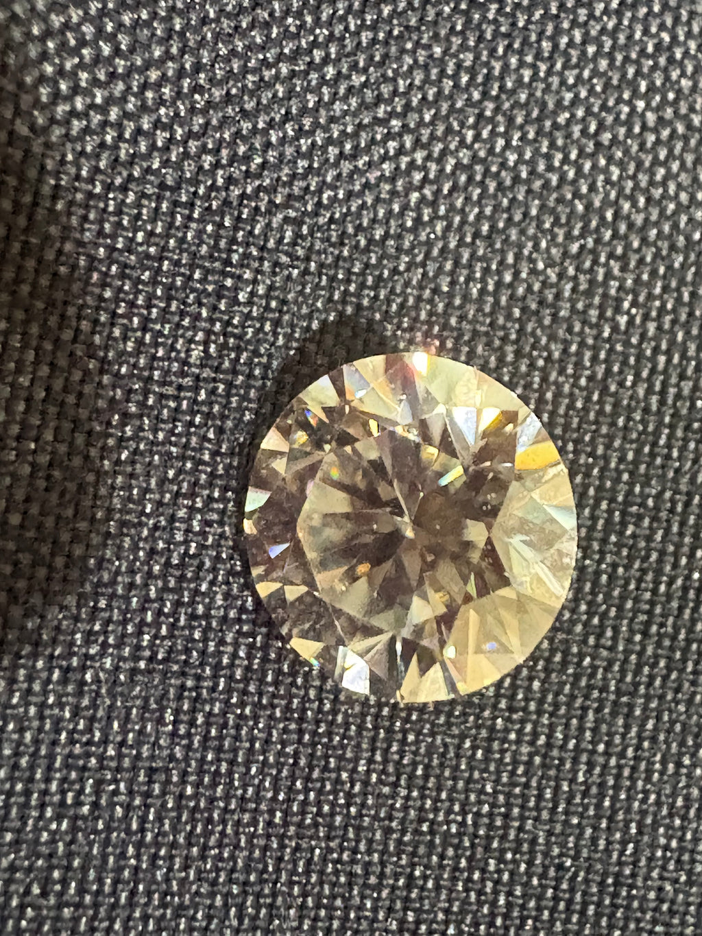2.5 ct Loose Round Moissanite